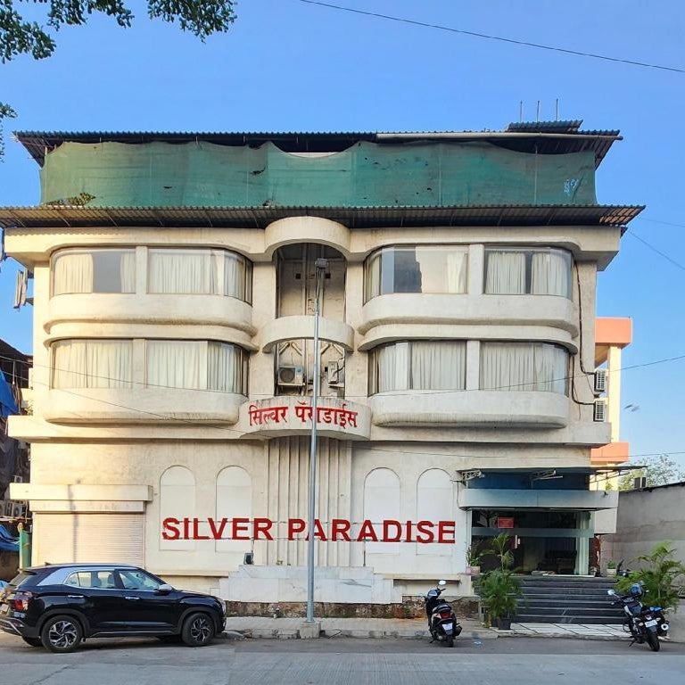 Silver Paradise