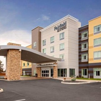 Fairfield Inn & Suites by Marriott Port Clinton Waterfront Thumbnail