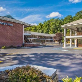 Days Inn by Wyndham Elmsford Thumbnail