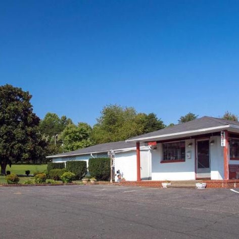 Bea's Parkway Inn Thumbnail