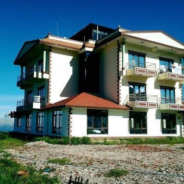 Hotell Hill Crown Thumbnail