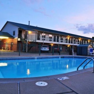 Regency Inn Eureka Springs Thumbnail