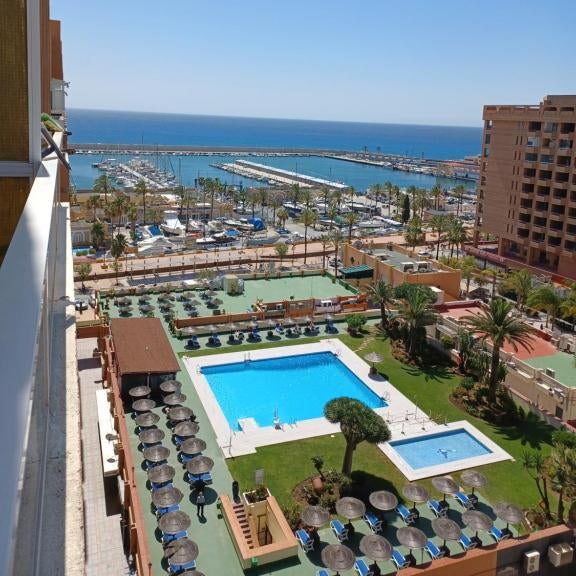 Estudio 1ª linea vista mar planta 10 3 PYR Fuengirola