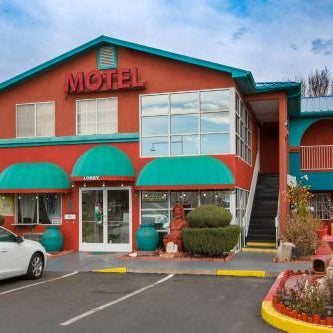 Sandia Peak Inn, a Howard Johnson by Wyndham Thumbnail