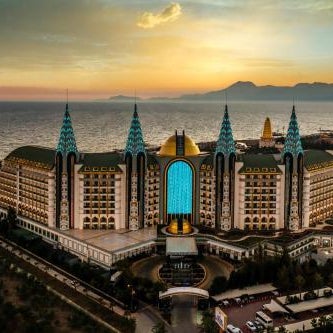 Delphin Imperial Lara Thumbnail
