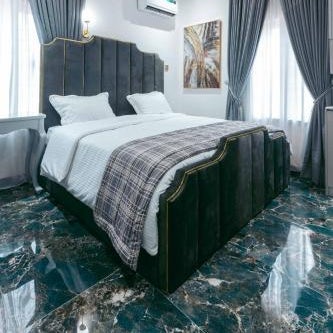Phoenix Luxury Apartments Thumbnail