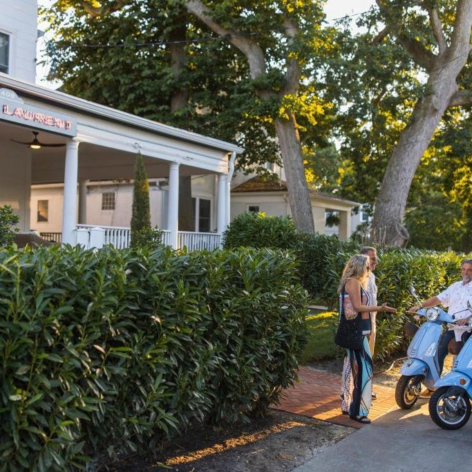 The St Laurent Guest Rooms Thumbnail