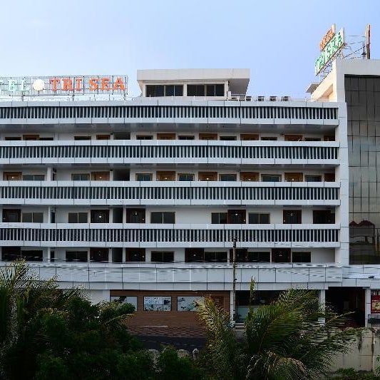 Hotel Tri Sea