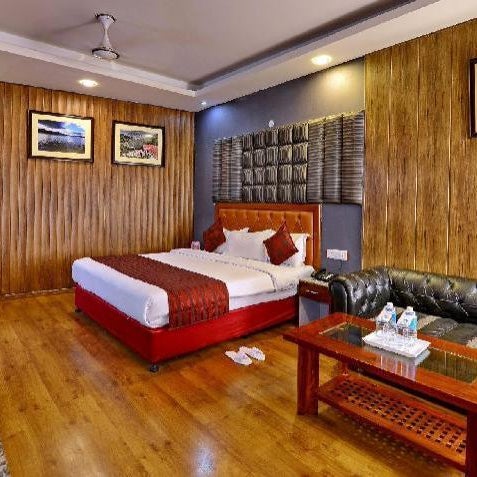 Hotel Mayur by RoomsInc