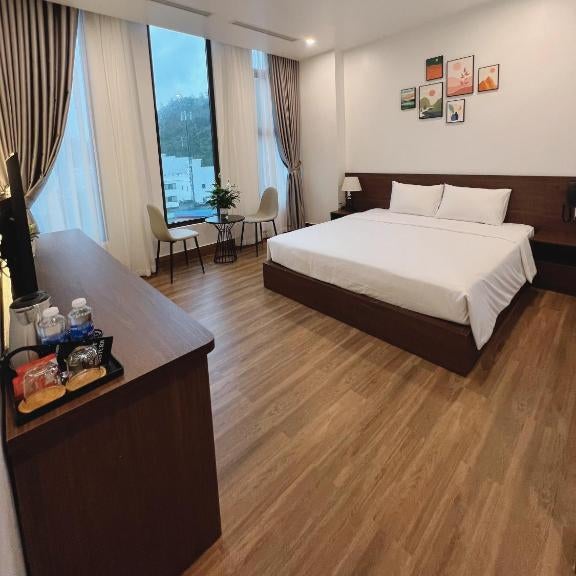 Cat Ba Swiss Hotel