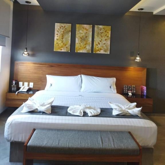 HOTEL M ELITE BLACK Thumbnail