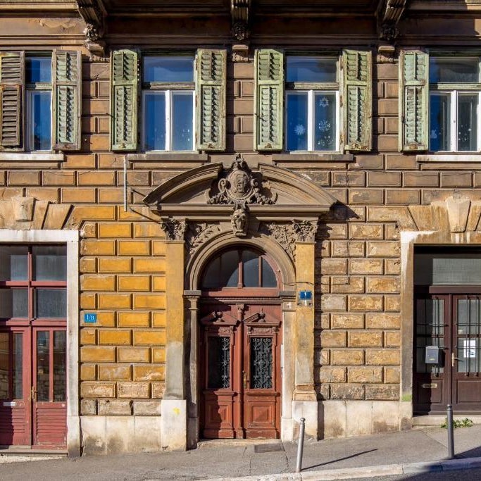 Molo Longo - Central Apartments & Rooms