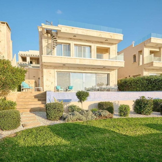 Olymp Luxury Villa C - Seafront Elegance with Infinity Pool and Exclusive Lifestyle Thumbnail