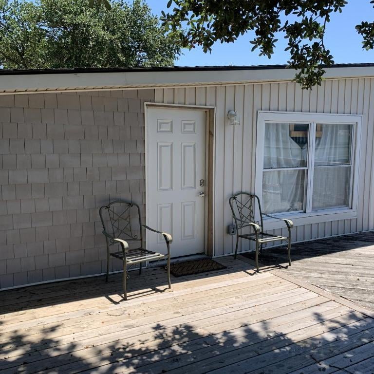 The Boat House - Water Front, WiFi, Pet Friendly home Thumbnail