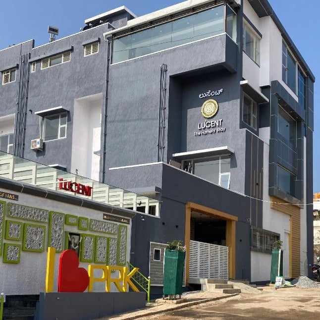 LUCENT THE LUXURY HOTEL