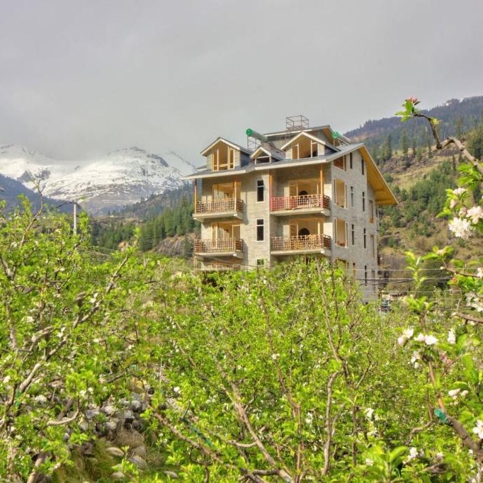 La Aero Resort - Manali