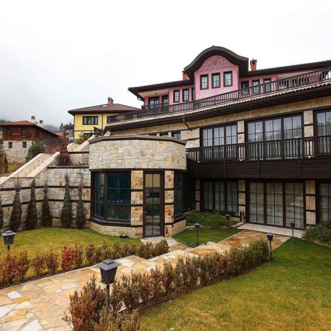 Armaco Residence