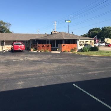 Cooper Motel Tuscola Thumbnail