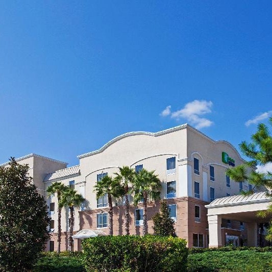 Holiday Inn Express Hotel & Suites Clearwater US 19 North By IHG Thumbnail