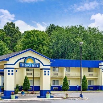 Days Inn by Wyndham Southington Thumbnail