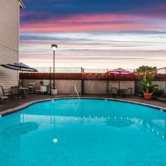 Days Inn & Suites by Wyndham Antioch Thumbnail