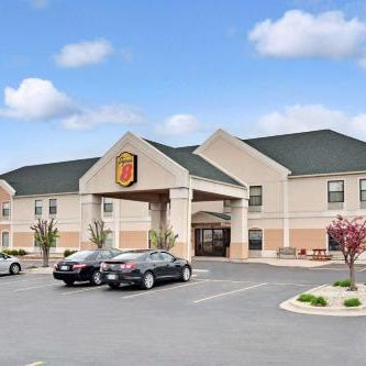 Super 8 by Wyndham Hampshire IL Thumbnail