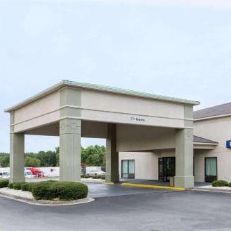 Days Inn by Wyndham Lugoff Thumbnail