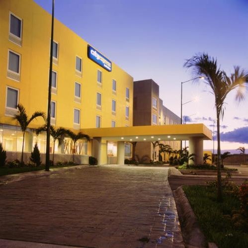 City Express by Marriott Nuevo Laredo Thumbnail