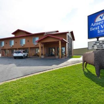 Americas Best Value Inn Wall Thumbnail