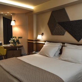 Emmantina Hotel