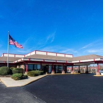 Econo Lodge Inn & Suites Conference Center Dublin Thumbnail