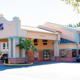 Baymont by Wyndham Hinesville Fort Stewart Area Thumbnail