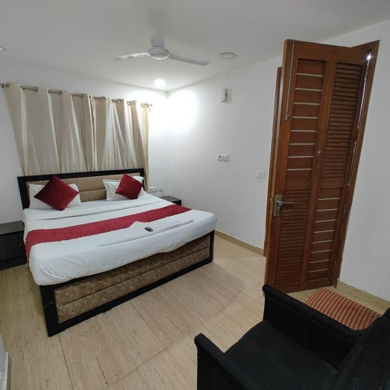 Mauryan Elite Hotel Devli Khanpur