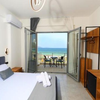Maor Hotel