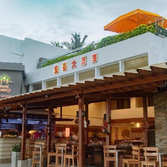 Crown Regency Beach Resort