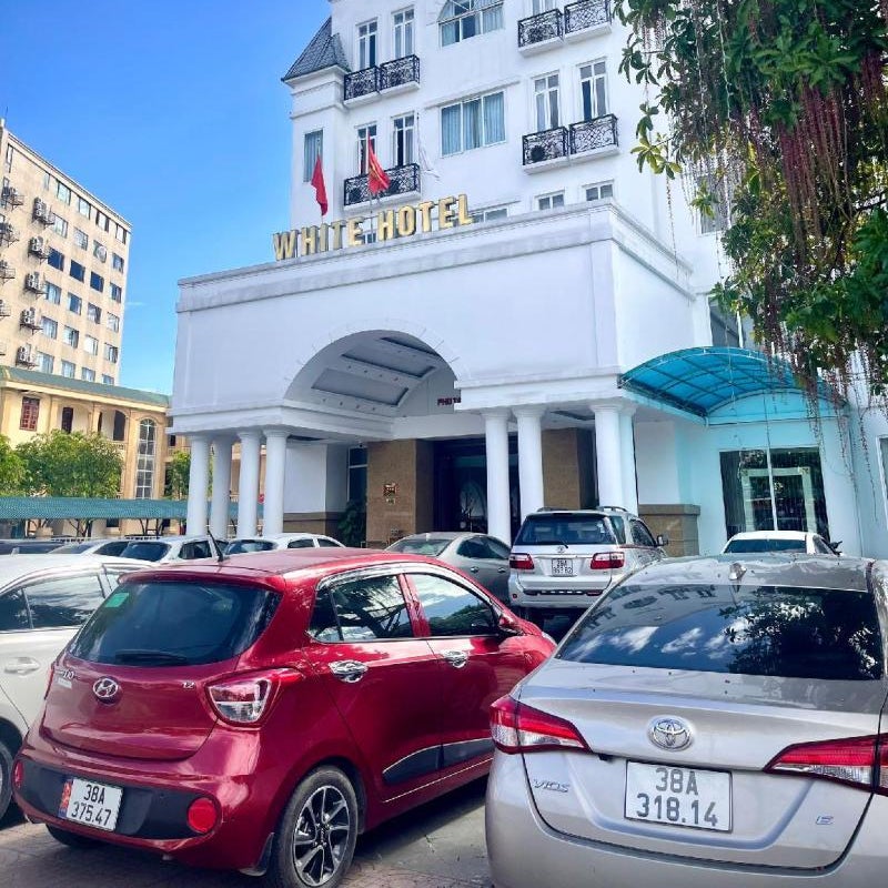 White Palace Hotel