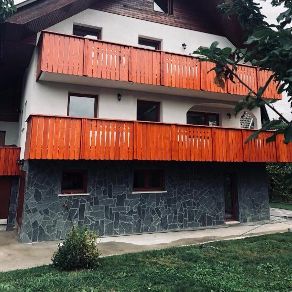 Guest house Kobal Thumbnail
