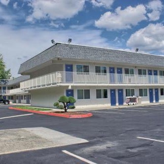 Motel 6-Issaquah, WA - Seattle - East Thumbnail