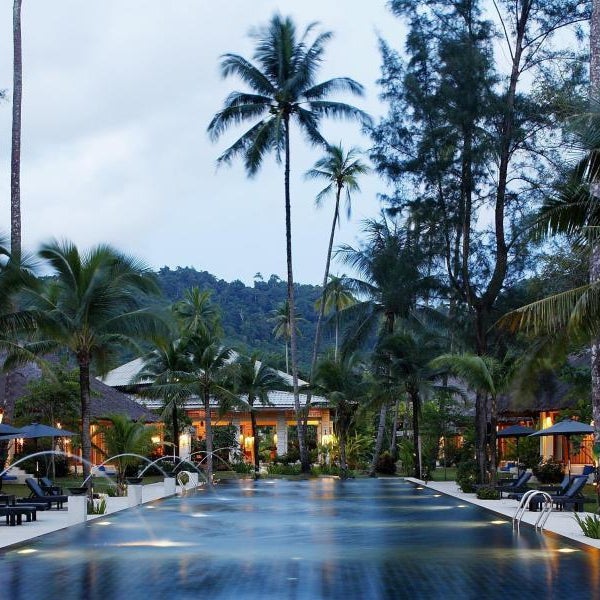 Bangsak Village Resort-Adults Only