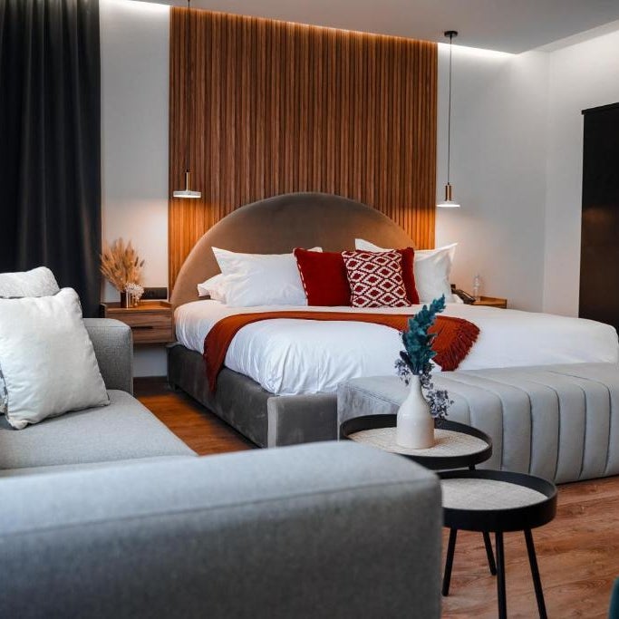 Le M Hôtel Thumbnail