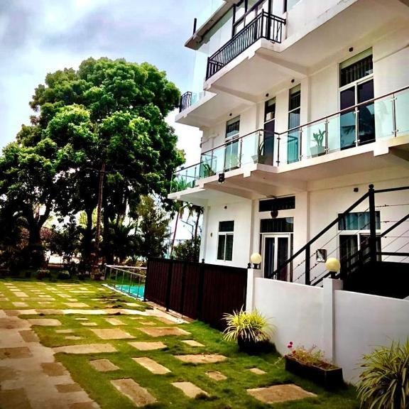 Florence Villas