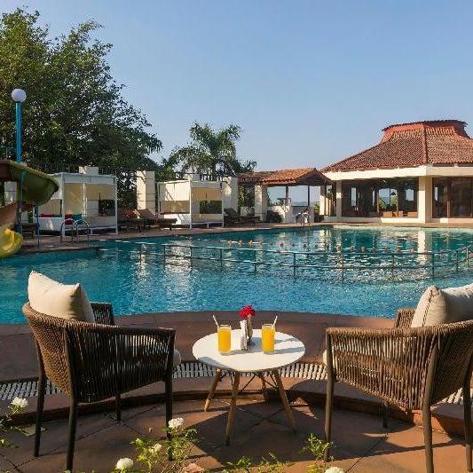 Athiva Resort & Spa - Khandala