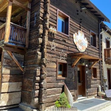 Chalet Nano