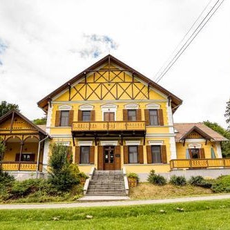 Sasréti Vadászkastély Almamellék