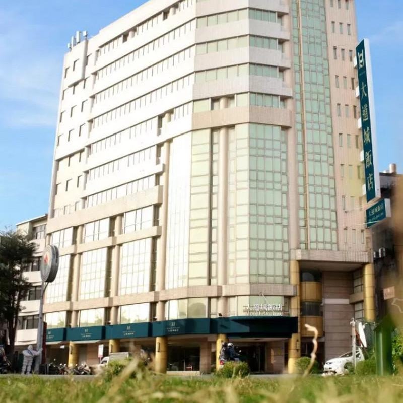 Hotel Avenue Thumbnail