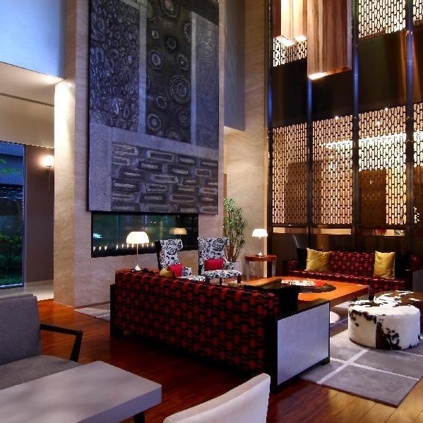 Hung's Mansion