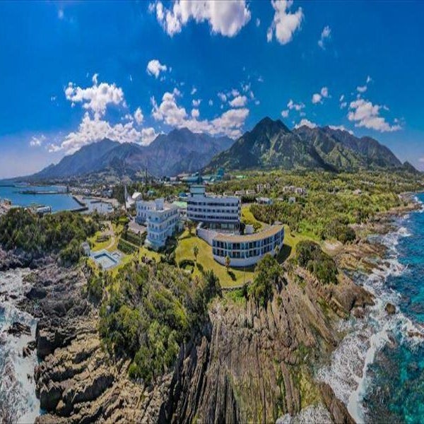 THE HOTEL YAKUSHIMA ocean & forest