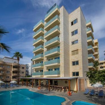 Kapetanios Limassol Hotel Thumbnail
