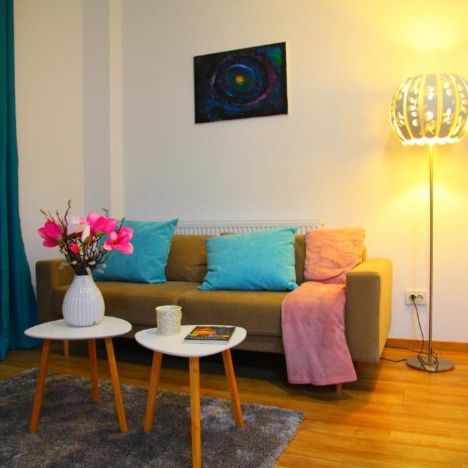 Romantic luxury in city center Thumbnail