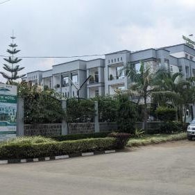 Hill View Hotel Lake Kivu Thumbnail